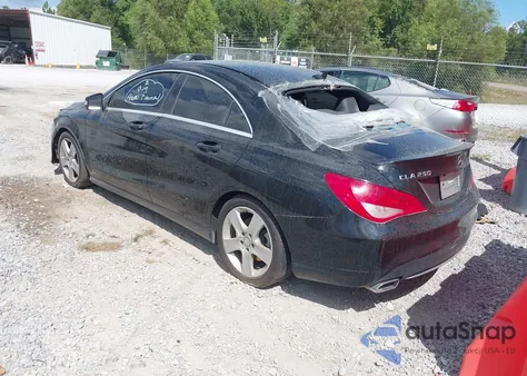 2015 Mercedes-Benz Cla 250 4Matic z USA, uszkodzony, nr VIN WDDSJ4GB1FN179655